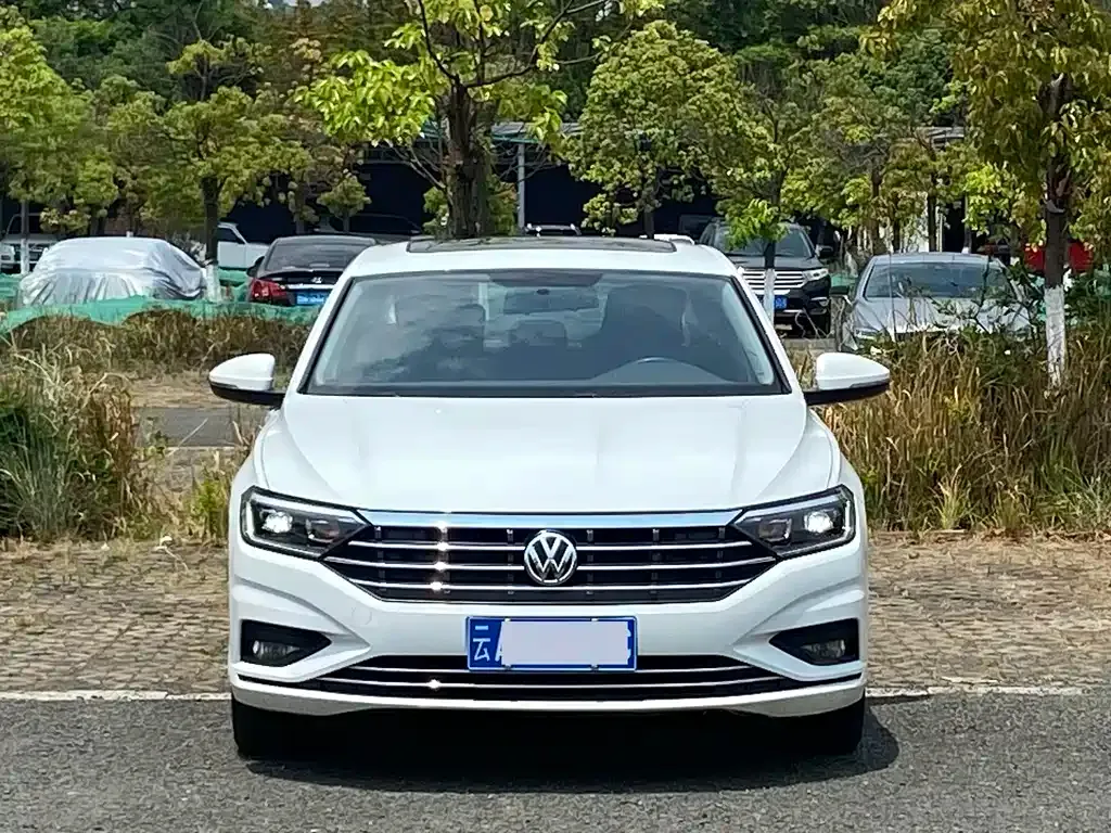 Volkswagen Sagitar — фото 10