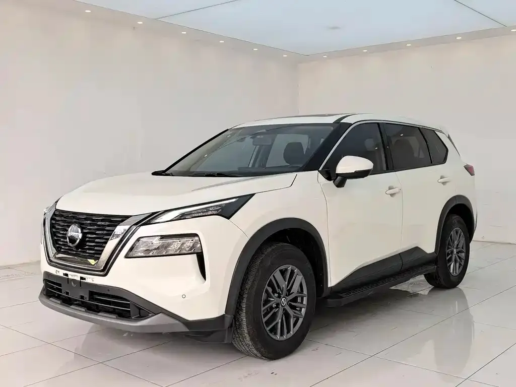 Nissan X-Trail — фото 1