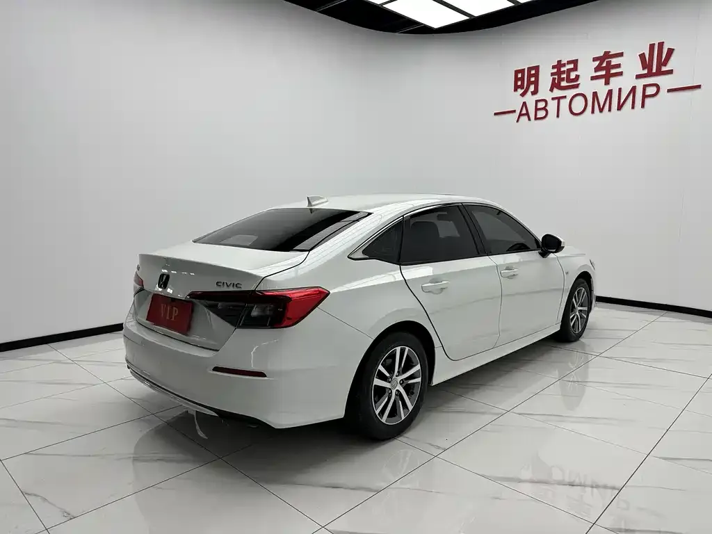 Honda Civic — фото 8