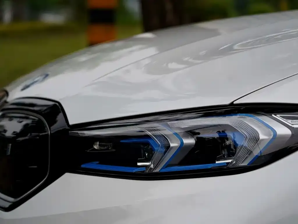BMW i3 — фото 6