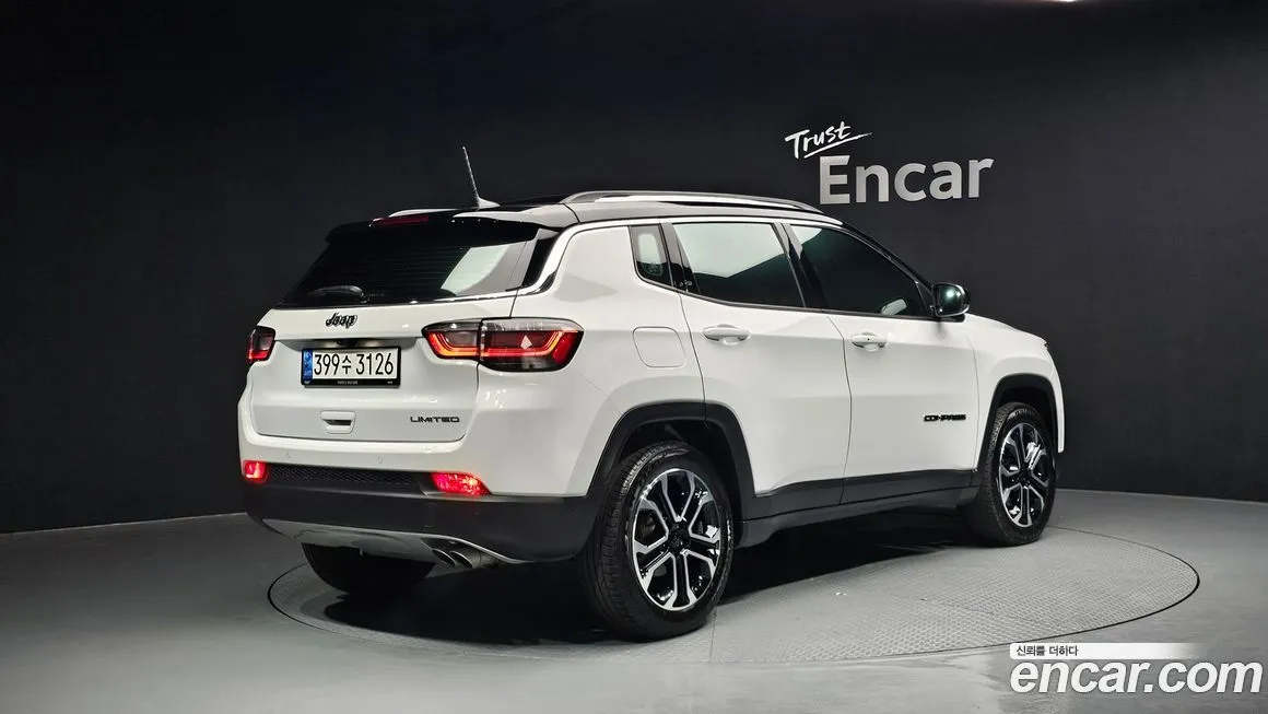 Jeep Compass 2022 из KR, фото 6