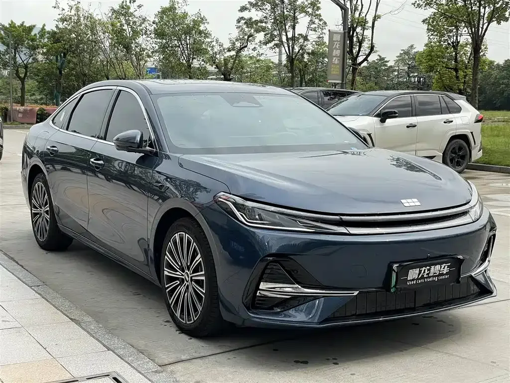 Geely Galaxy A7 — фото 8