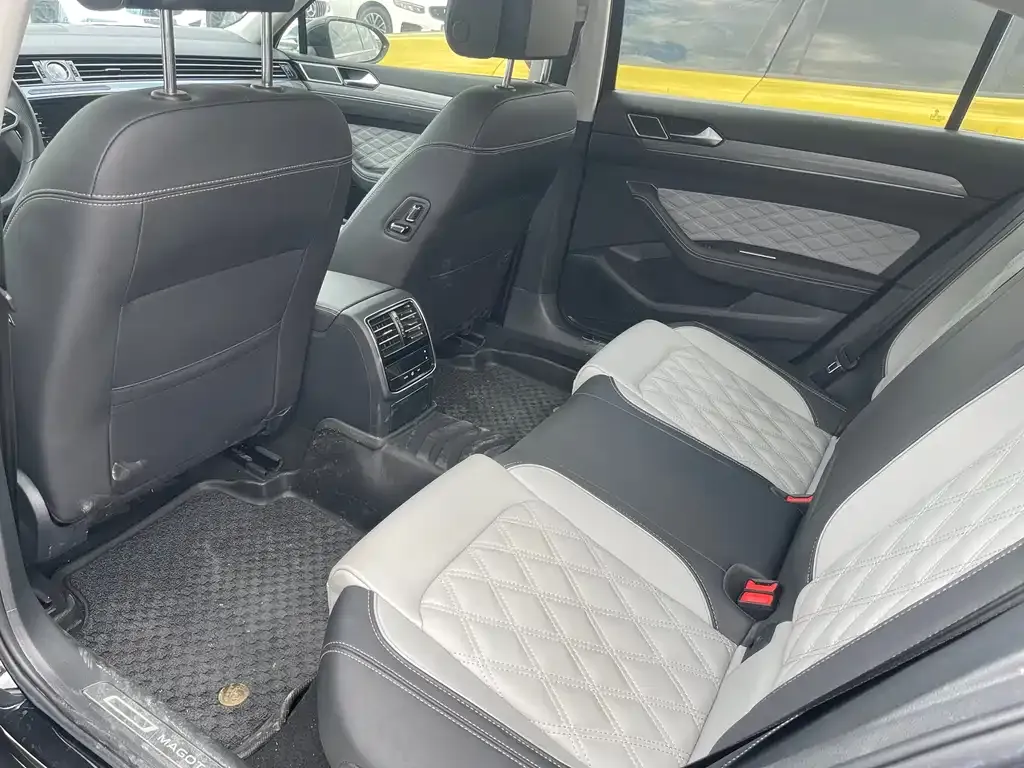 Volkswagen Magotan 2023 из CN, фото 3