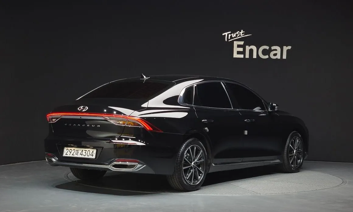 Hyundai Grandeur 2022 из KR, фото 3