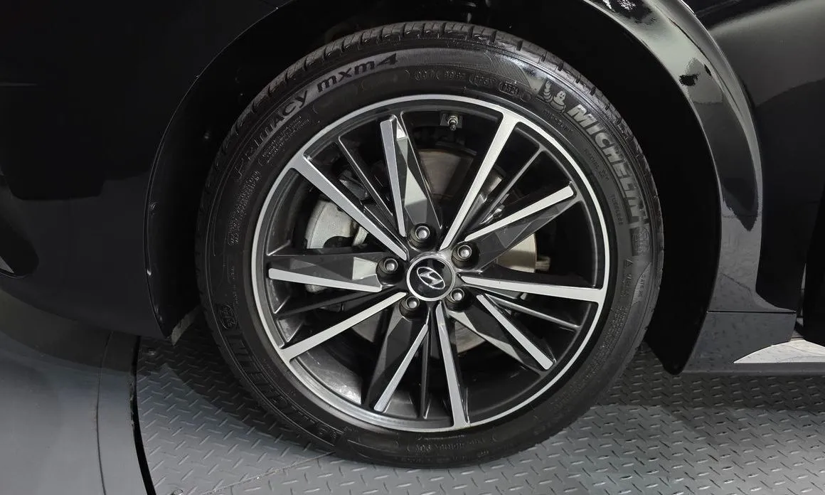 Hyundai Grandeur 2022 из KR, фото 8