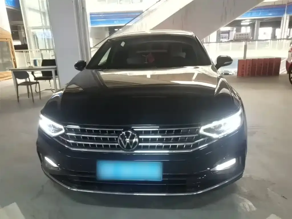 Volkswagen Magotan 2023 из CN, фото 10