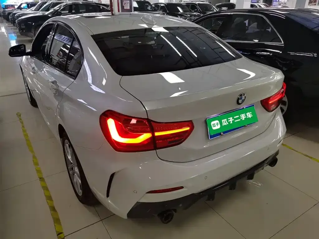 BMW 1 Series 2021 из CN, фото 8