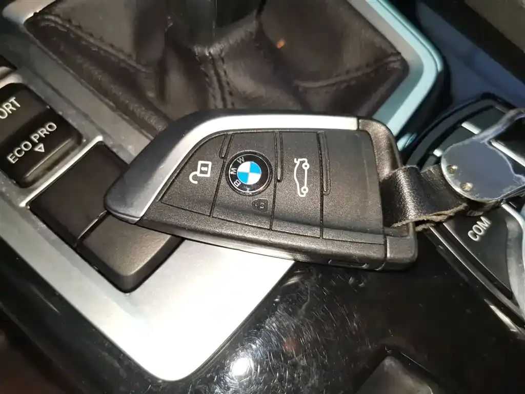 BMW 1 Series 2021 из CN, фото 9
