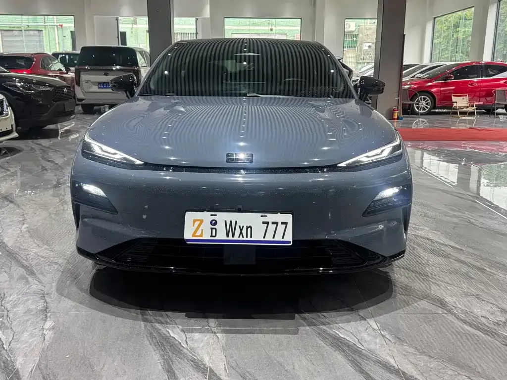 Geely Galaxy Xingyao 8 2025 из CN, фото 6