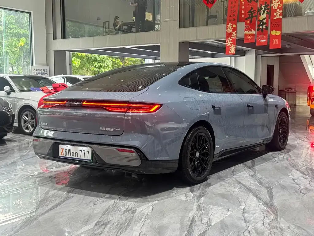 Geely Galaxy Xingyao 8 2025 из CN, фото 10