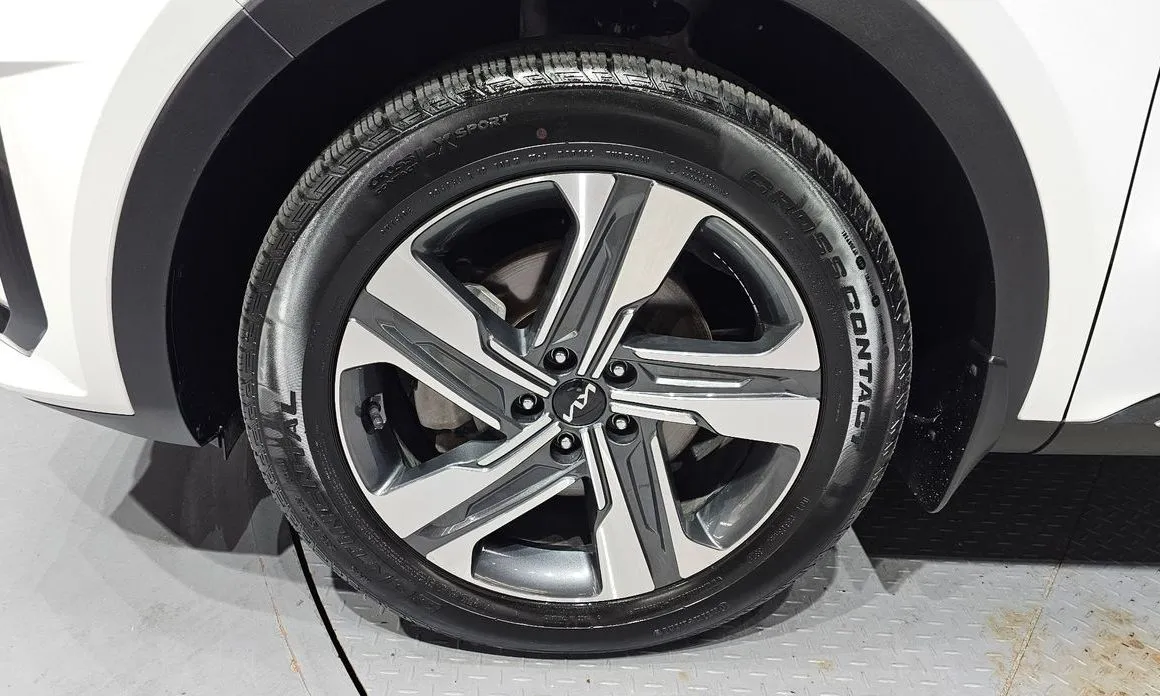 Kia Sorento — фото 5