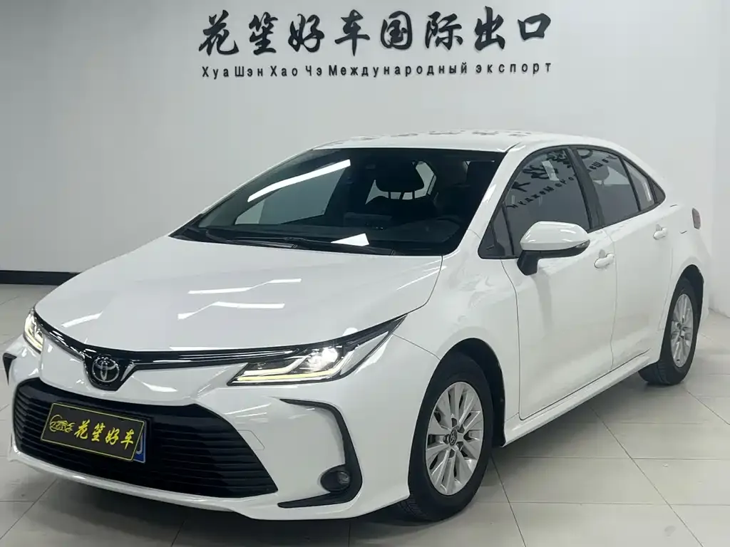 Toyota Corolla — фото 1