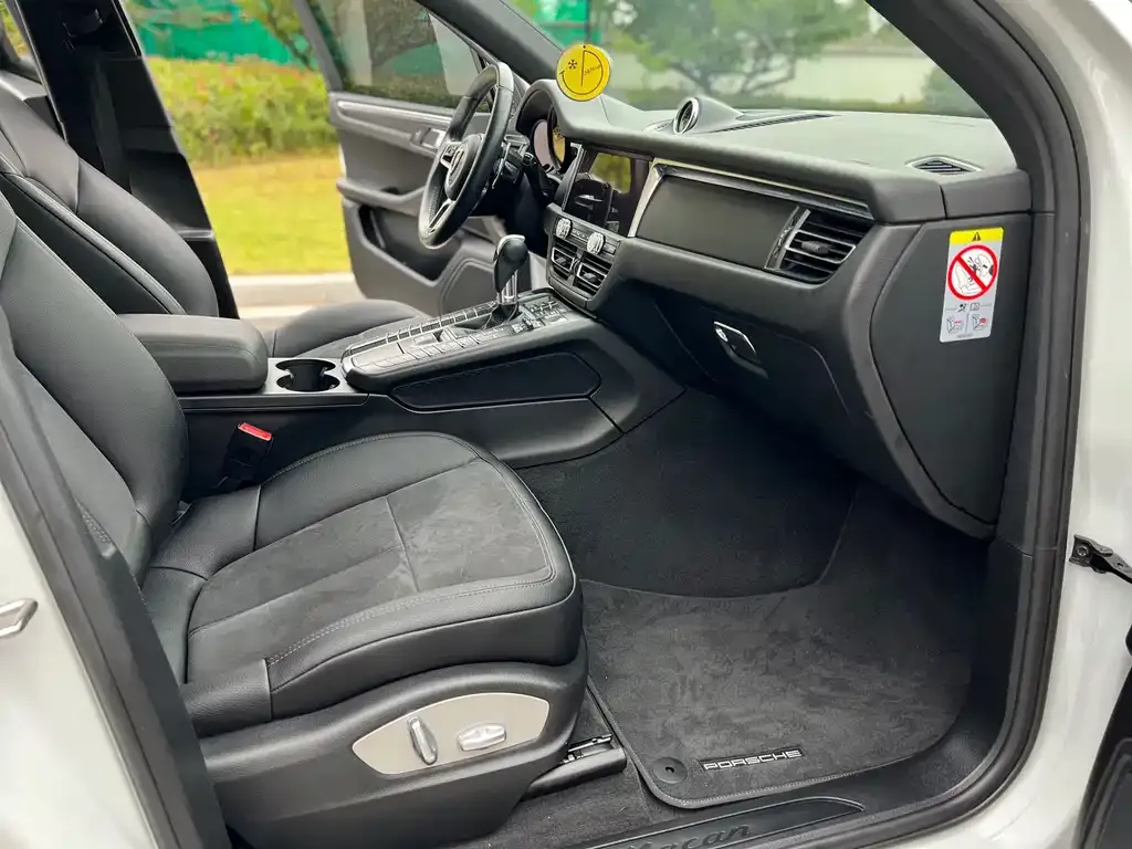 Porsche Macan 2021 из CN, фото 4