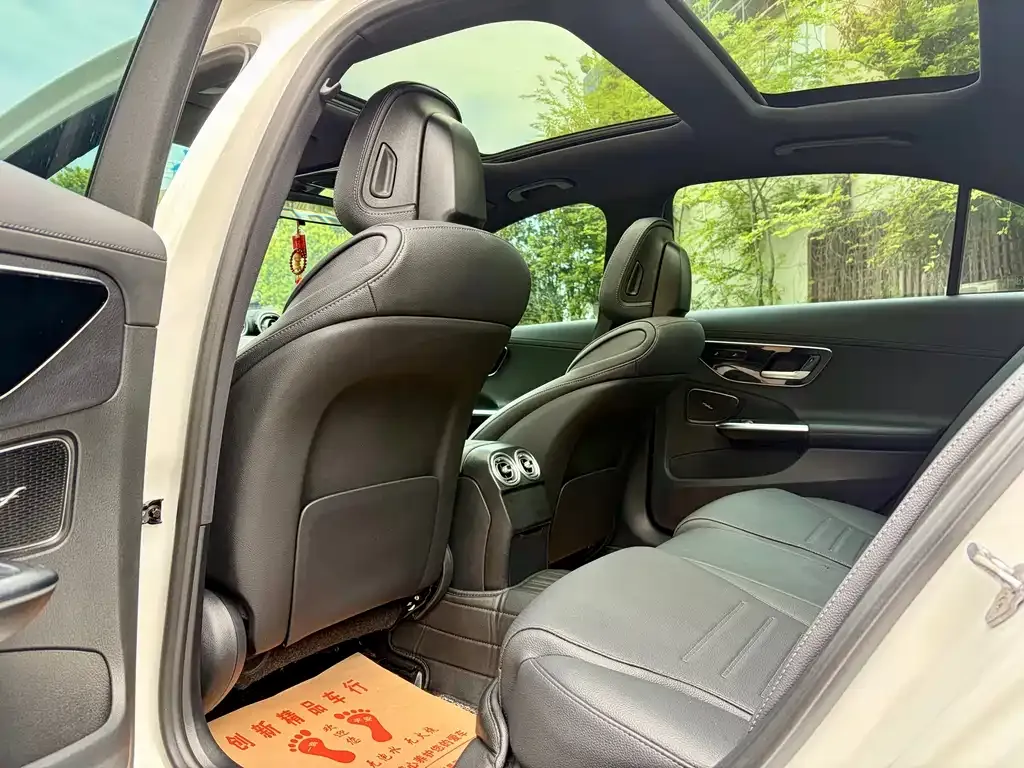 Mercedes-Benz C-Class 2023 из CN, фото 4