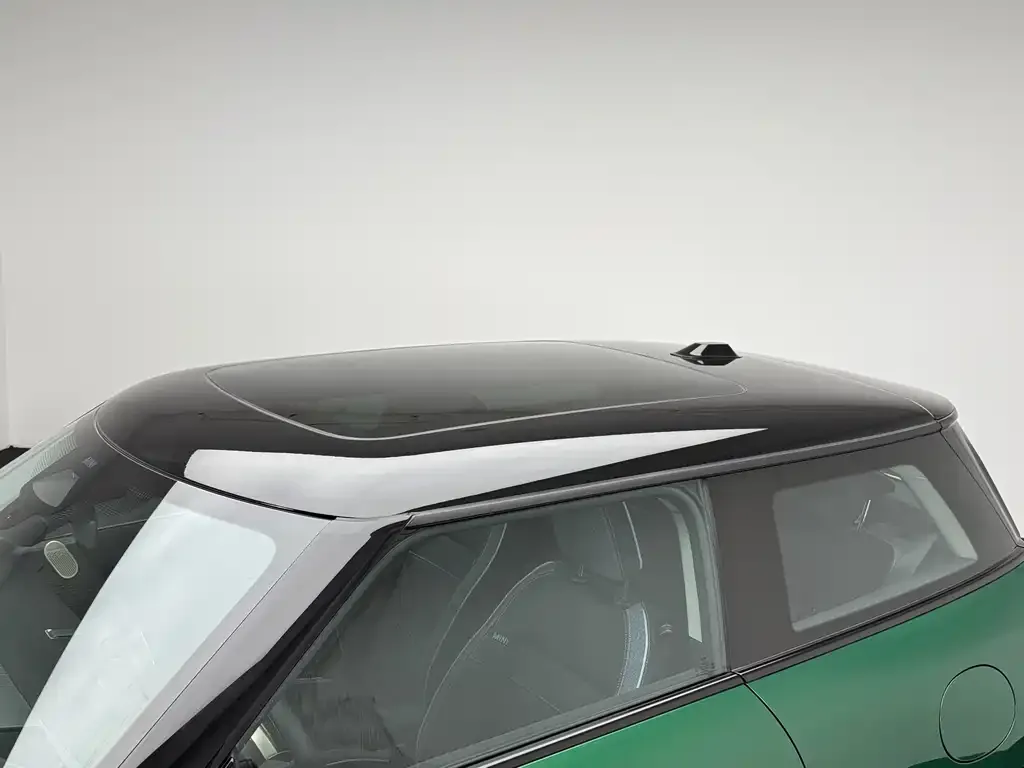 MINI Cooper EV 2024 из CN, фото 2