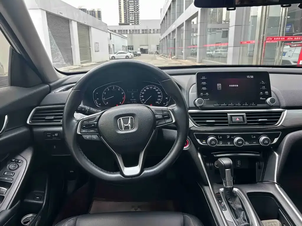 Honda Inspire — фото 5
