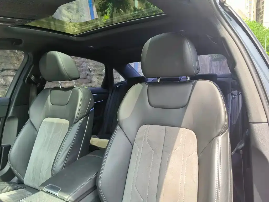 Audi A6L 2021 из CN, фото 7