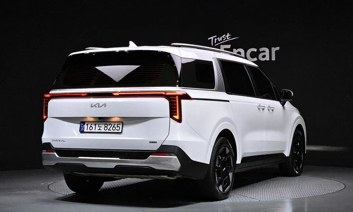 Kia Carnival 2025 из KR, фото 6