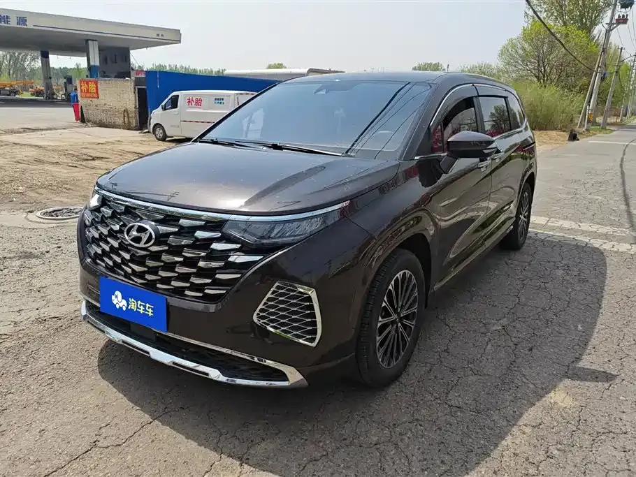 Hyundai Custo — фото 1