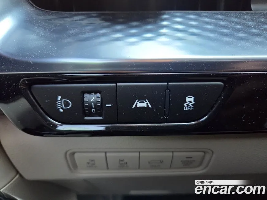 Kia Carnival — фото 4