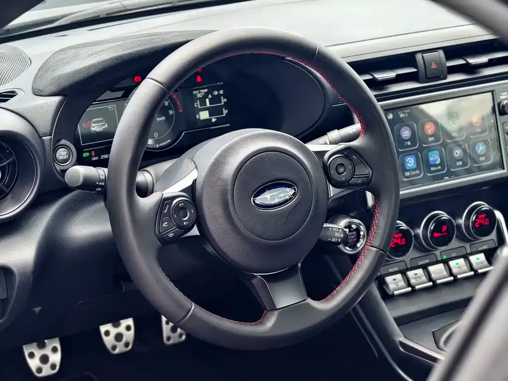 Subaru BRZ 2022 из CN, фото 7