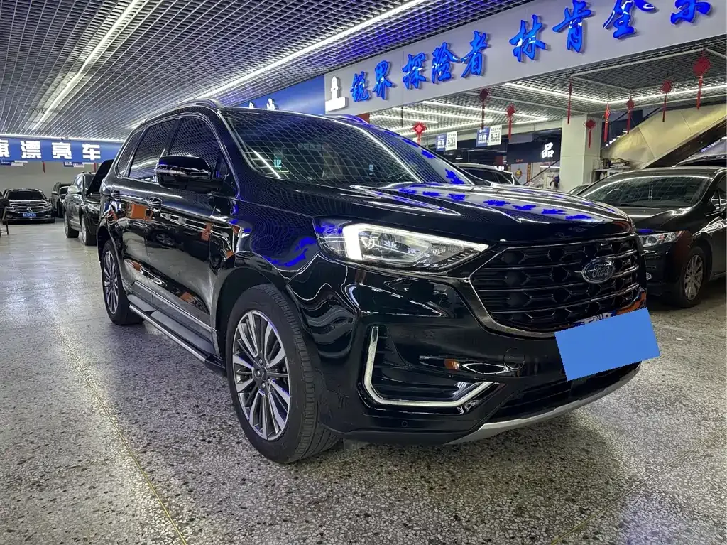 Ford Edge — фото 9
