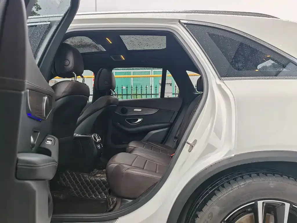 Mercedes-Benz GLC 2021 из CN, фото 2