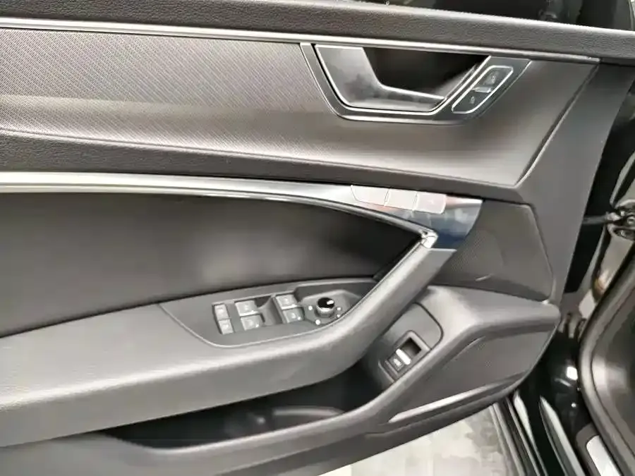 Audi A7 — фото 2
