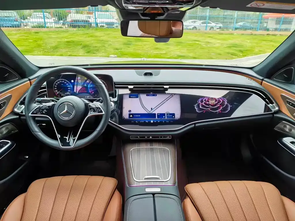 Mercedes-Benz E-Class 2024 из CN, фото 4