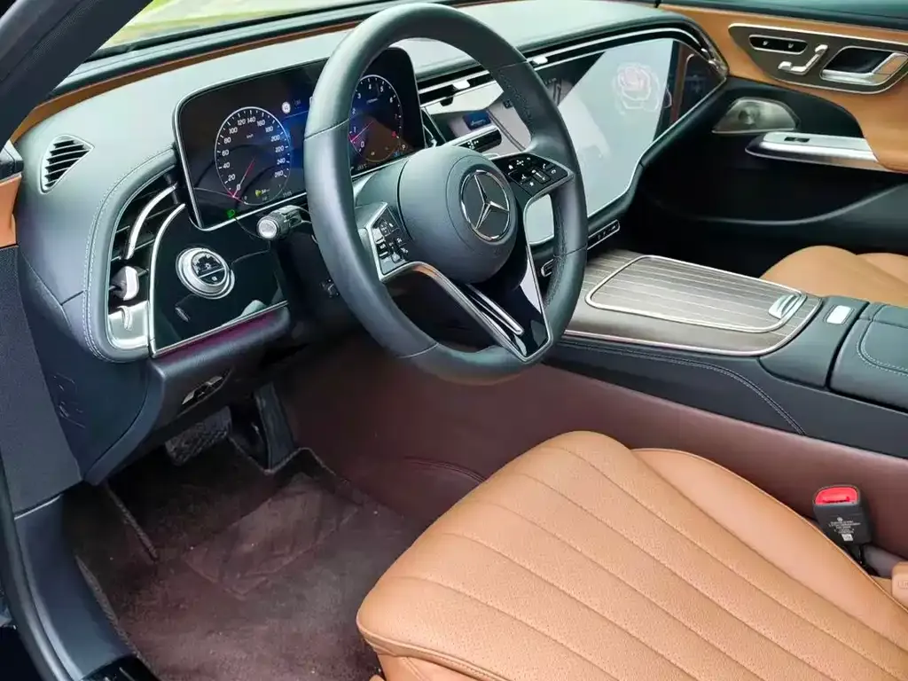 Mercedes-Benz E-Class 2024 из CN, фото 6