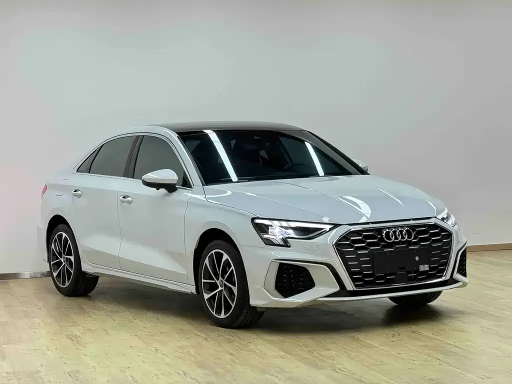 Audi A3 — фото 2