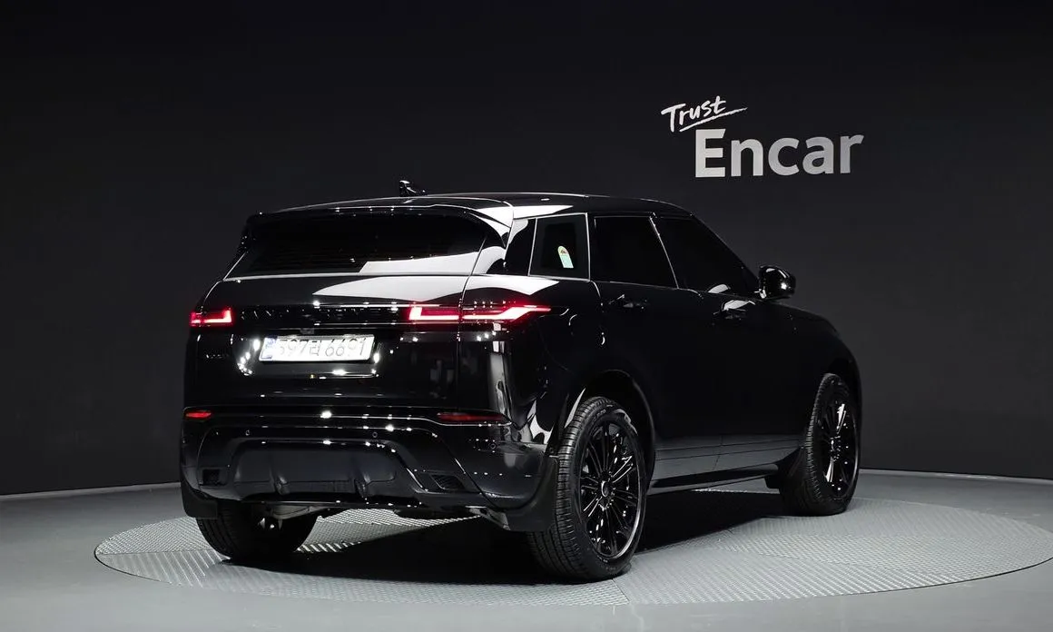 Land Rover Range Rover Evoque — фото 10