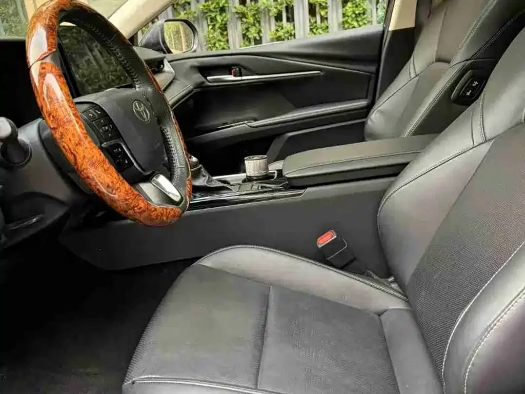 Toyota Camry 2024 из CN, фото 3