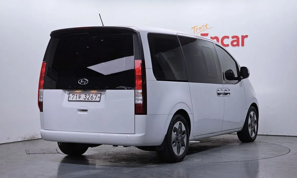 Hyundai Staria 2022 из KR, фото 9