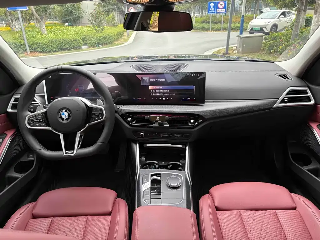 BMW 3 Series 2025 из CN, фото 3