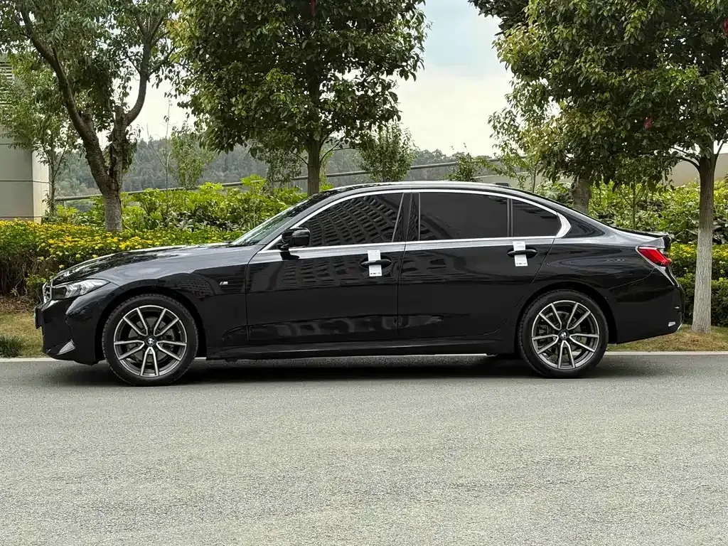 BMW 3 Series 2025 из CN, фото 6