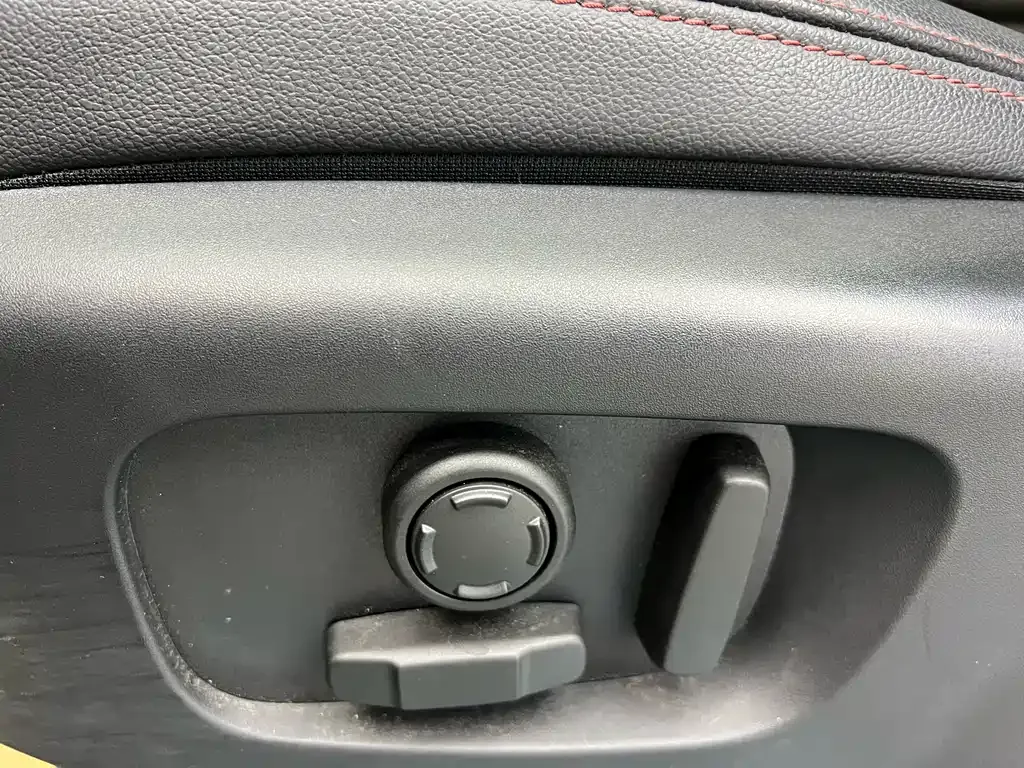 Land Rover Discovery Sport — фото 9