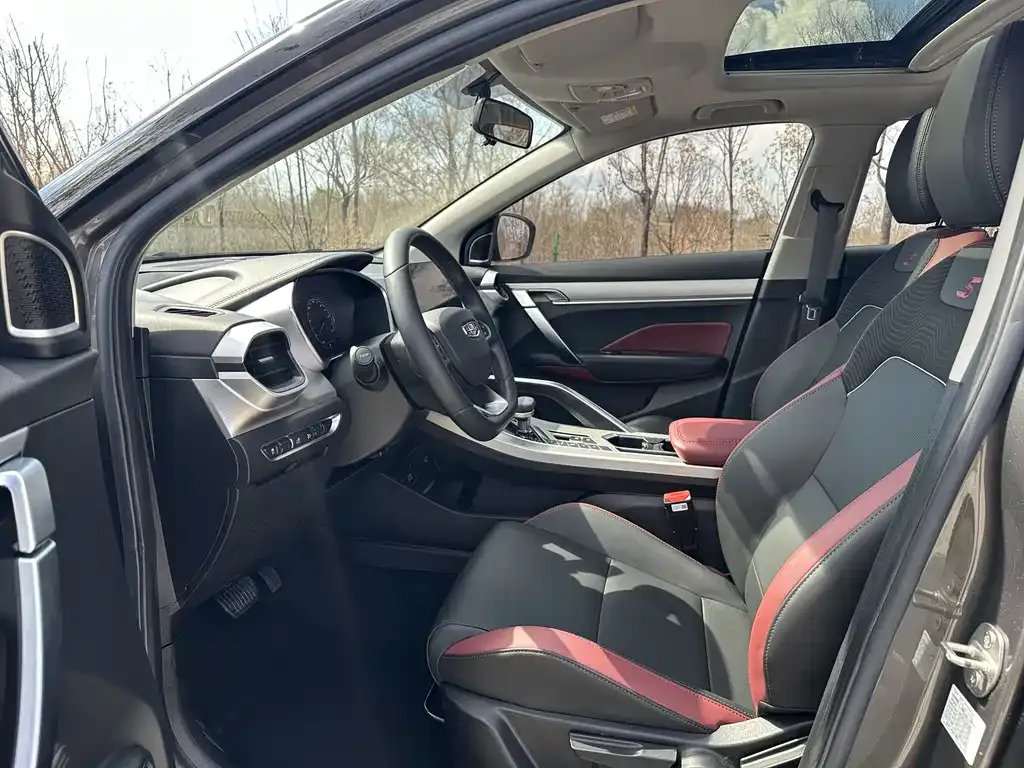 Geely Binyue 2022 из CN, фото 8