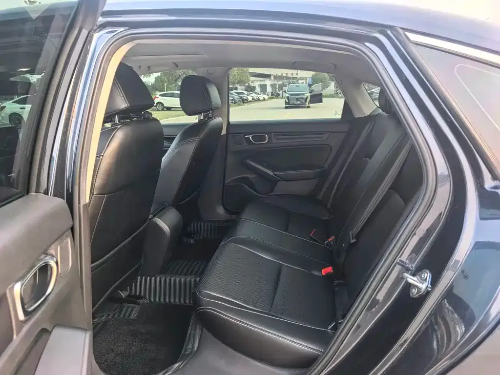 Honda Civic — фото 3