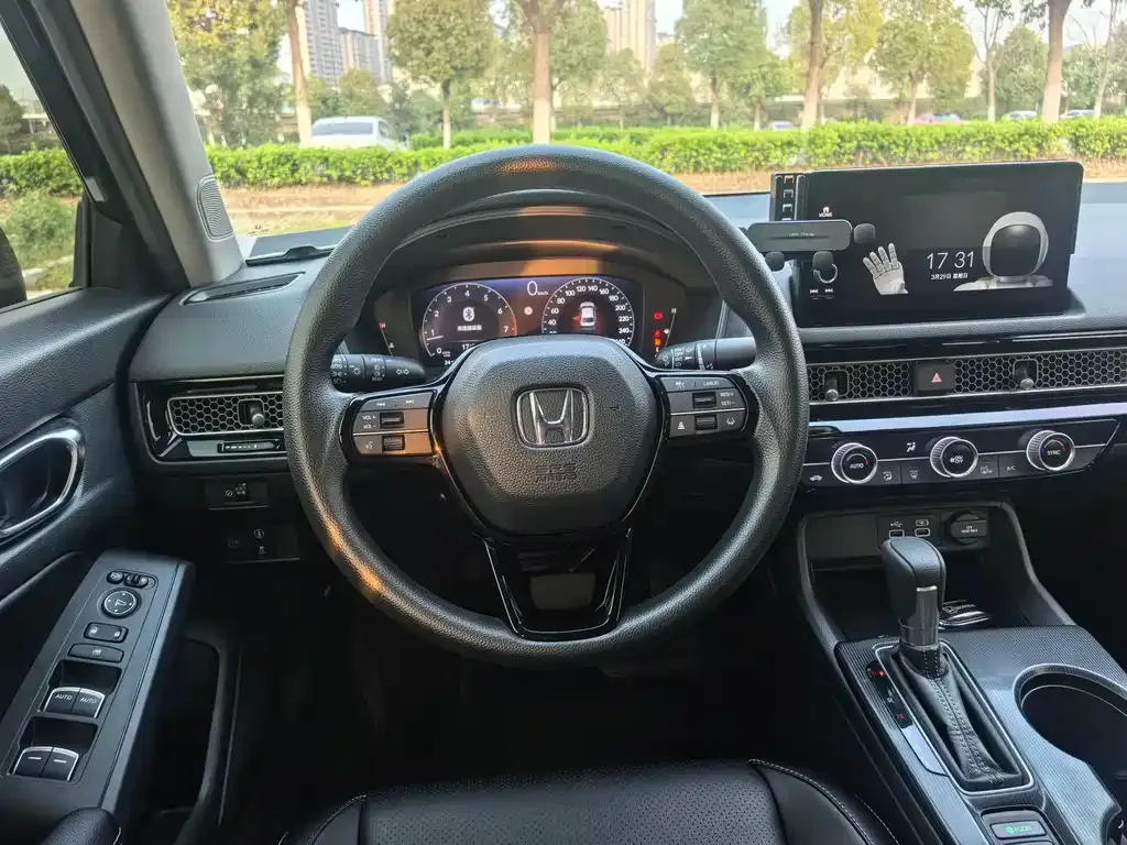 Honda Civic — фото 10
