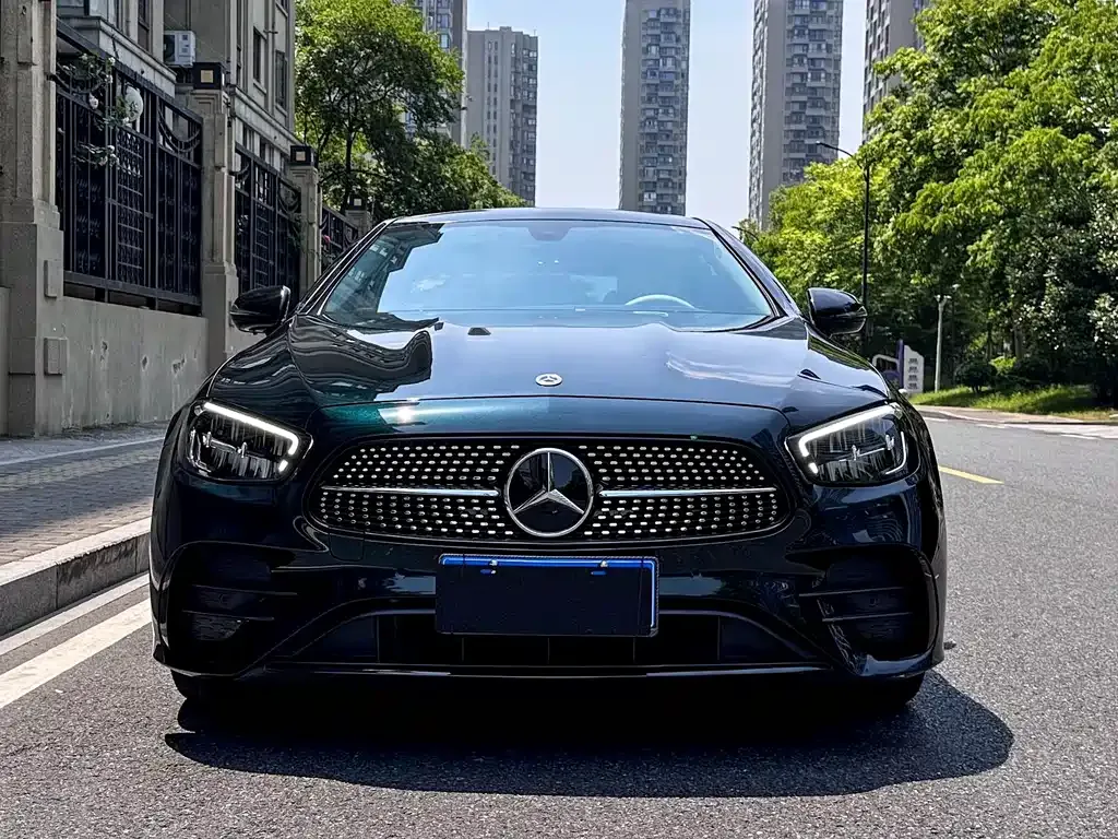 Mercedes-Benz E-Class (Import) — фото 7