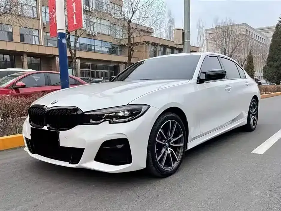 BMW 3 Series — фото 1