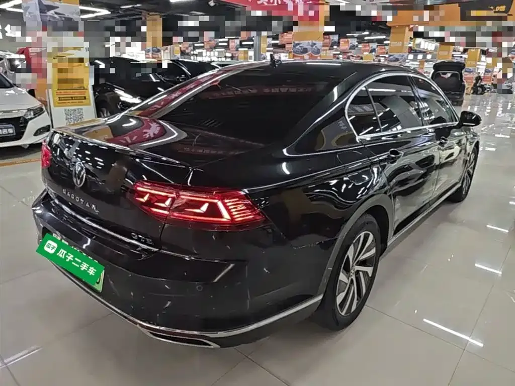 Volkswagen Magotan GTE PHEV 2023 из CN, фото 9