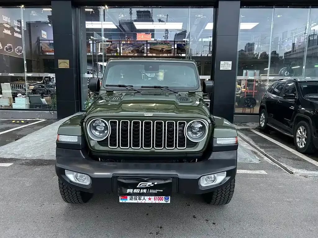 Jeep Wrangler — фото 9