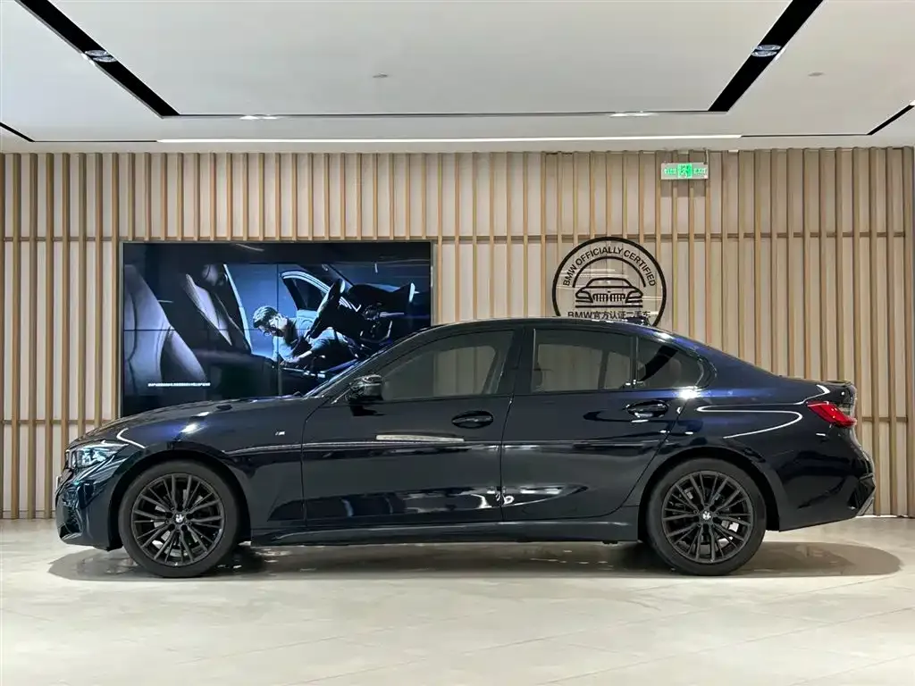 BMW 3 Series 2022 из CN, фото 8