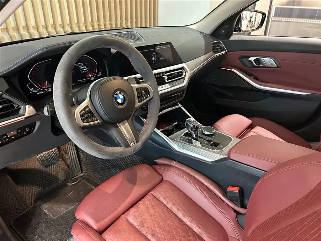 BMW 3 Series 2022 из CN, фото 10