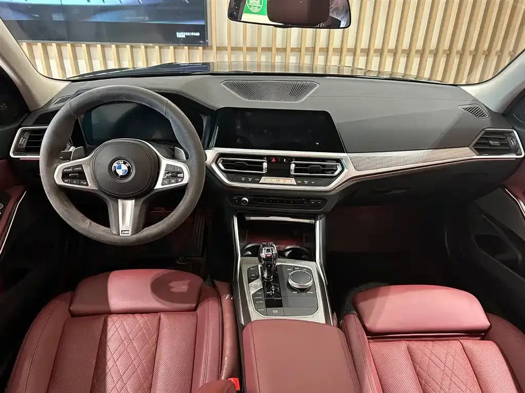 BMW 3 Series 2022 из CN, фото 9