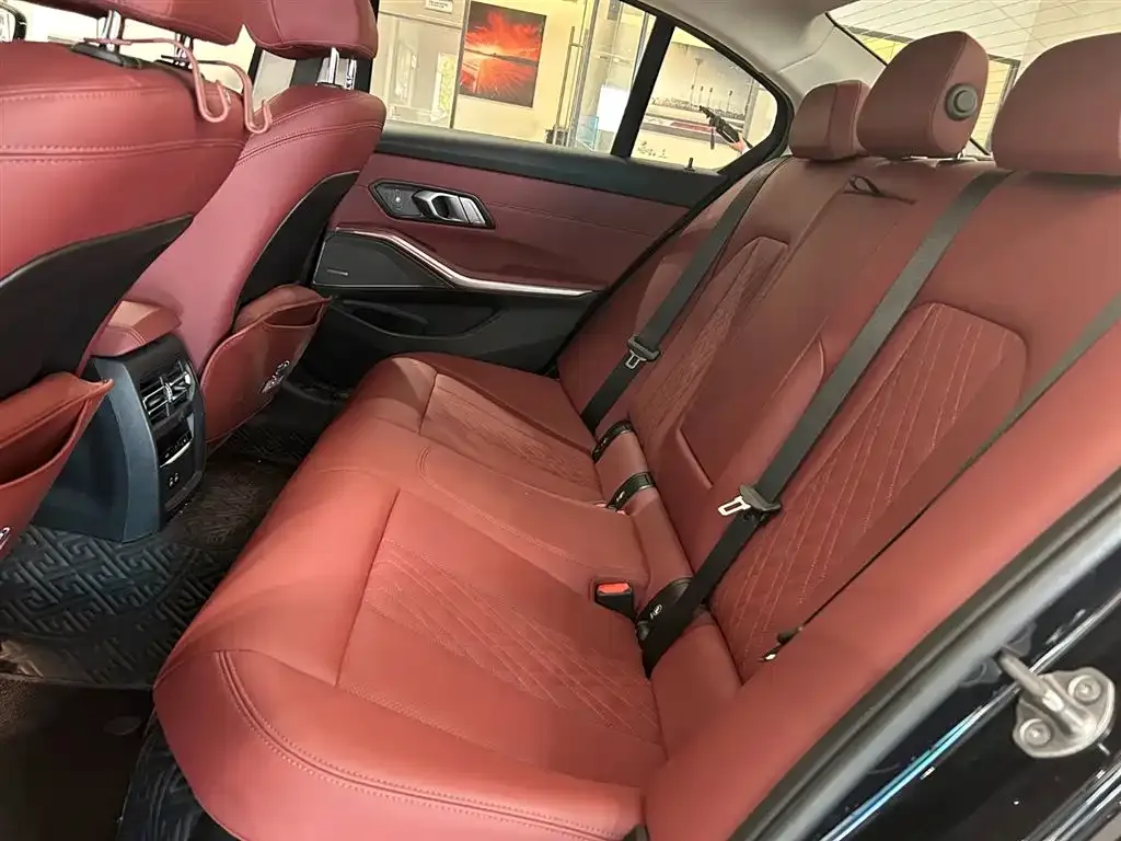 BMW 3 Series 2022 из CN, фото 5
