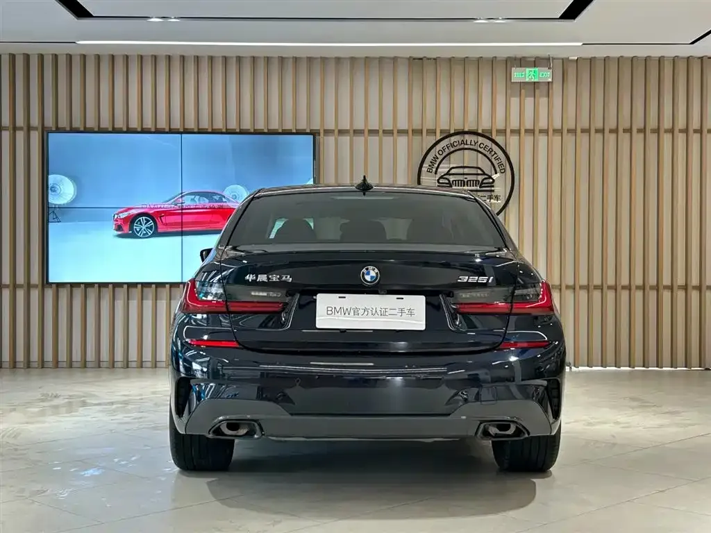 BMW 3 Series 2022 из CN, фото 3