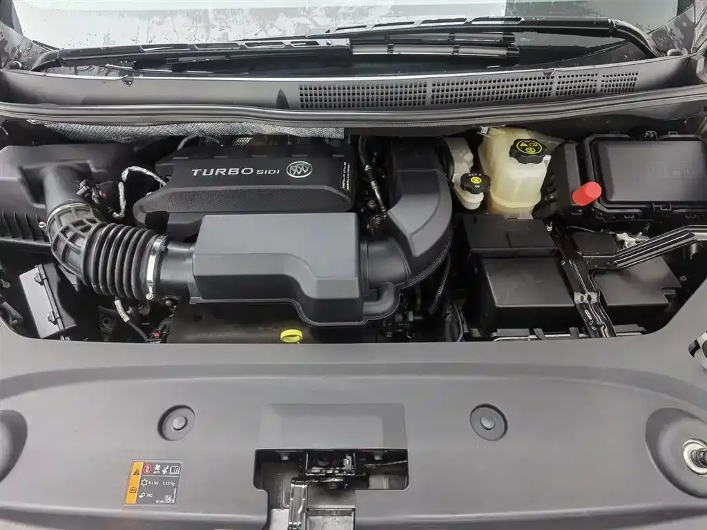 Buick GL8 2024 из CN, фото 9